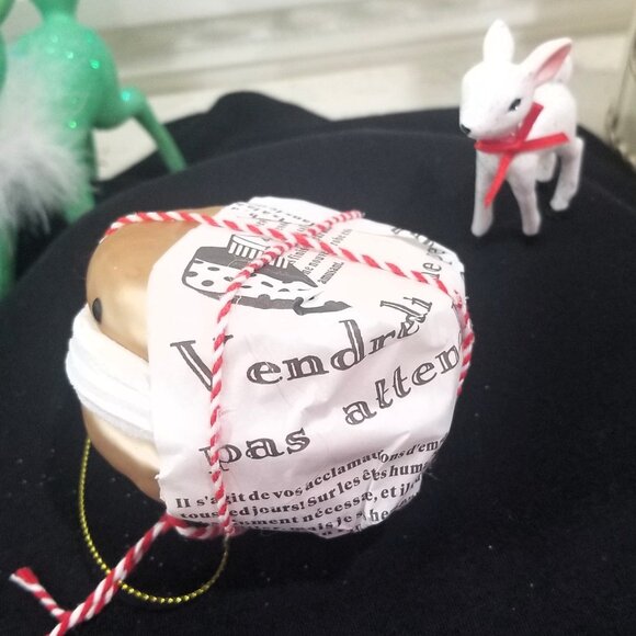 Blown Glass Whoopie Pie Chocolate Chip Cookie Sandwich Christmas Ornament - Picture 2 of 3